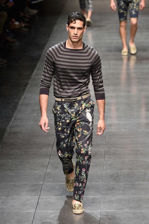 dolce gabbana men fashion fall 2017|dolce and gabbana outfits men.